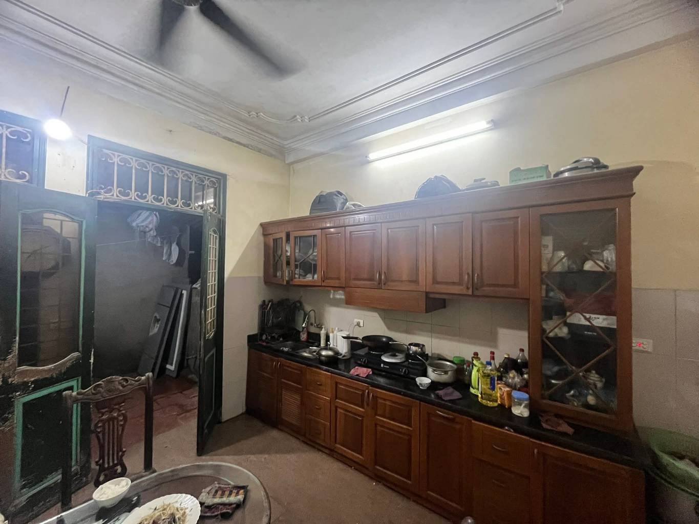 Bán nhà Lê Trọng Tấn - diện tích 76m2 3 tầng - Ô TÔ TẢI ĐỖ CỬA - giá 26,8 tỷ