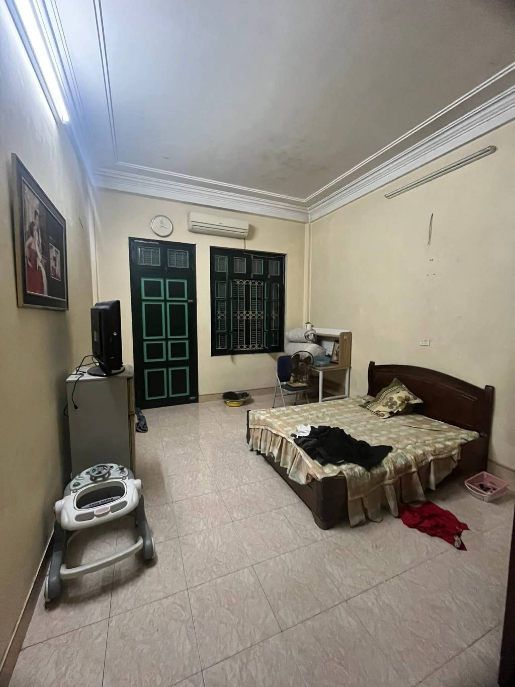 Bán nhà Lê Trọng Tấn - diện tích 76m2 3 tầng - Ô TÔ TẢI ĐỖ CỬA - giá 26,8 tỷ