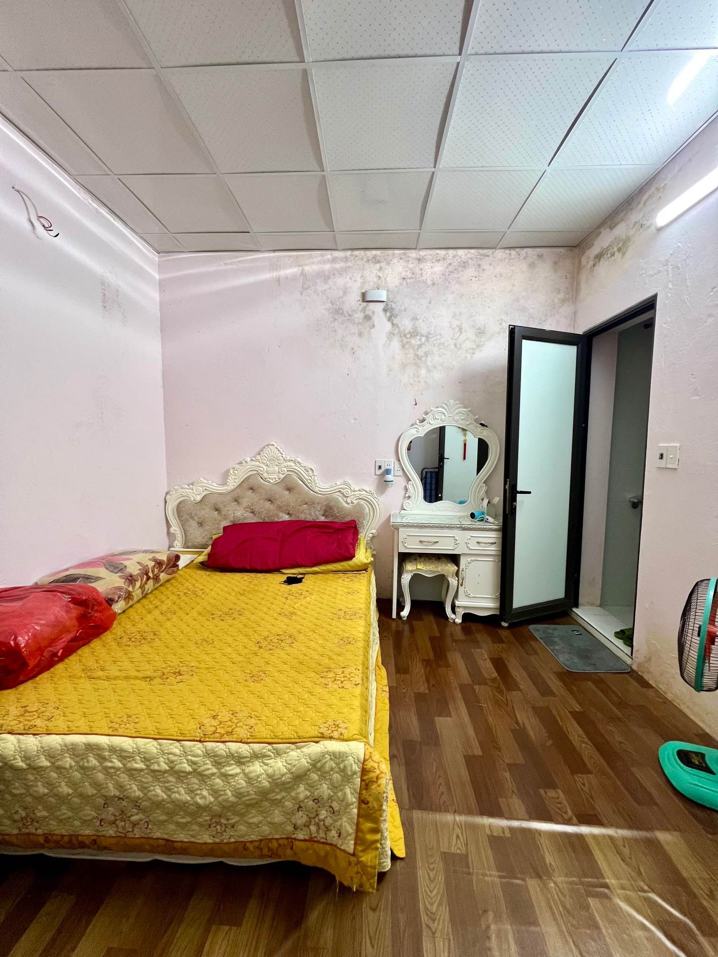 Bán nhà Hai Bà Trưng - diện tích 65m2 3 tầng - Nhà tập thể - giá 5,35 tỷ