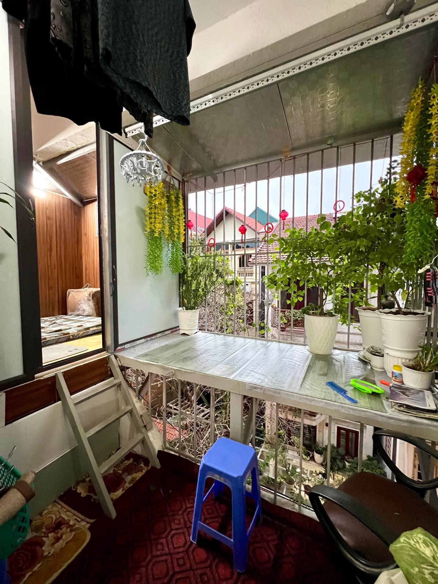 Bán nhà Hai Bà Trưng - diện tích 65m2 3 tầng - Nhà tập thể - giá 5,35 tỷ