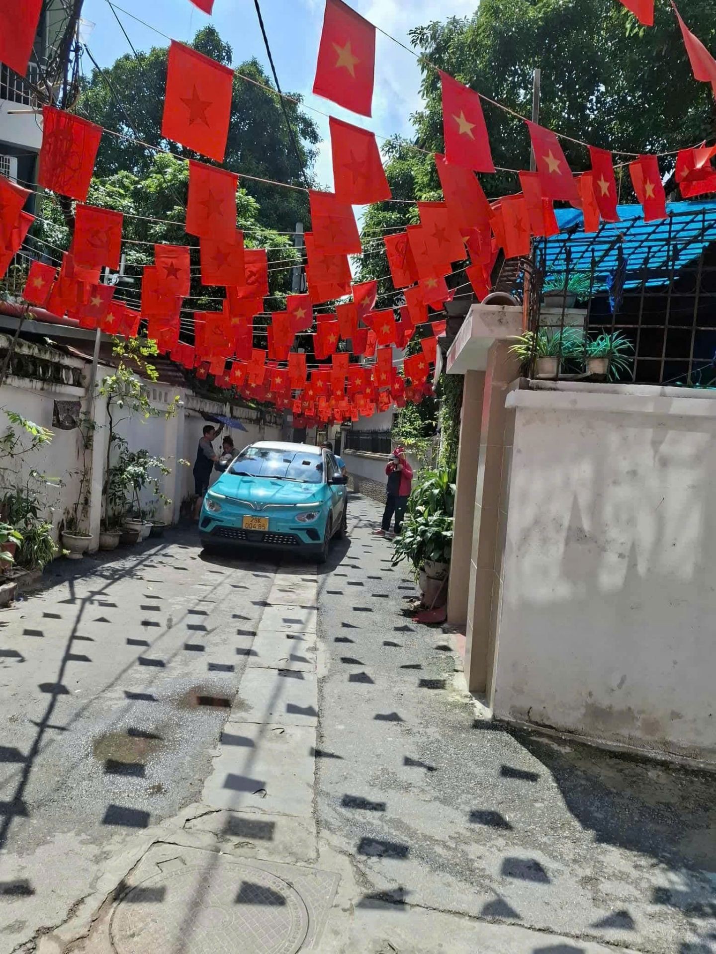 Bán nhà Hoàng Đạo Thành - diện tích 80m2 8 tầng - Ô TÔ ĐỖ CỬA - giá 26,9 tỷ