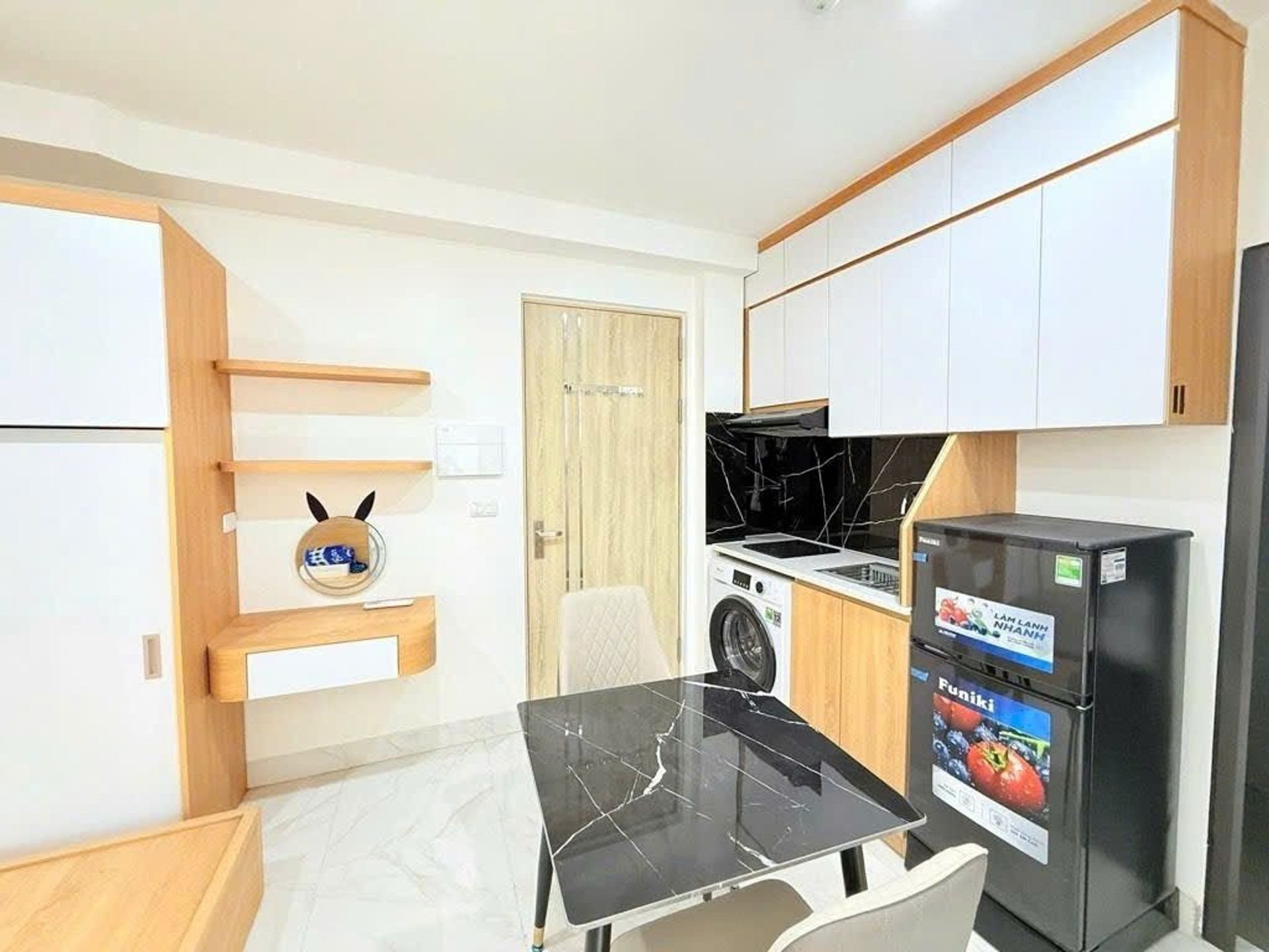 Bán nhà Hoàng Đạo Thành - diện tích 80m2 8 tầng - Ô TÔ ĐỖ CỬA - giá 26,9 tỷ