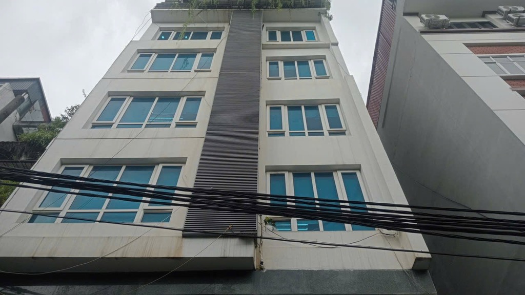 Bán nhà Nguyễn Phúc Lai - diện tích 112m2 9 tầng - Mặt phố, thang máy - giá 59 tỷ