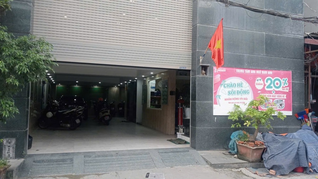 Bán nhà Nguyễn Phúc Lai - diện tích 112m2 9 tầng - Mặt phố, thang máy - giá 59 tỷ