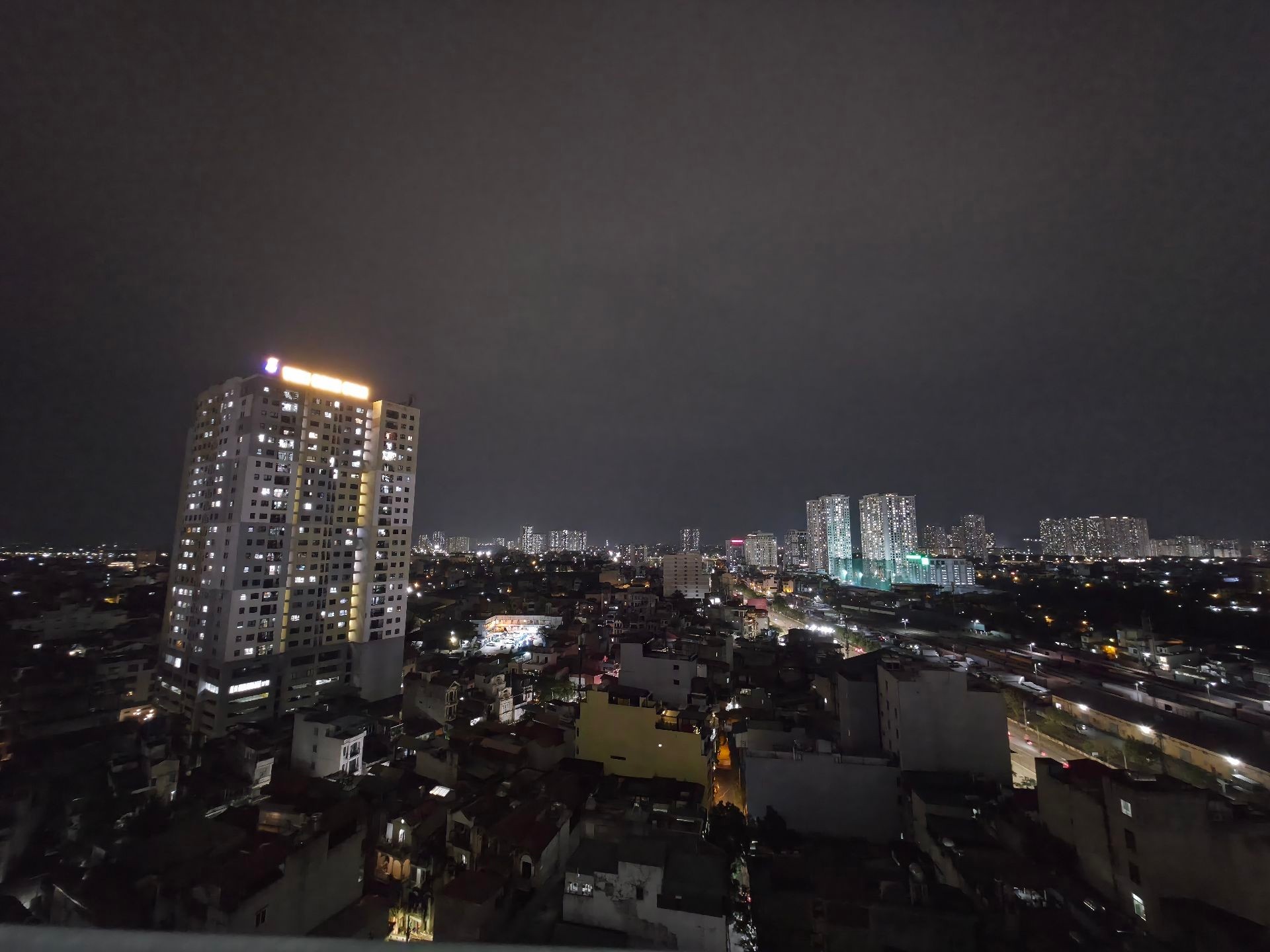 Bán nhà Giải Phóng - diện tích 62m2 15 tầng - Căn hộ cao cấp - giá 6,5 tỷ