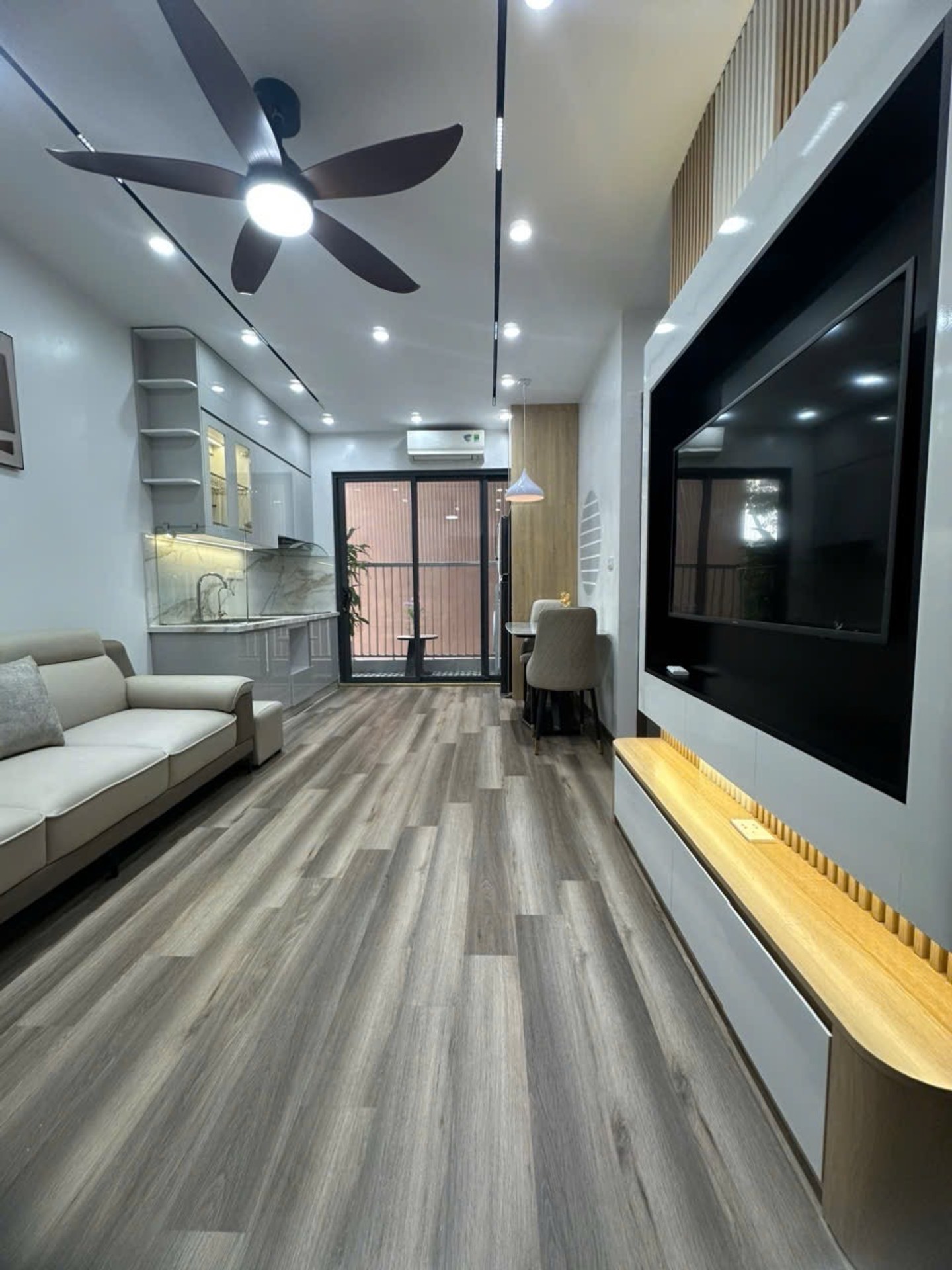 Bán nhà Linh đàm - diện tích 50m2 1 tầng - Căn hộ chung cư nhỏ tiền, full nội thất - giá 4,26 tỷ