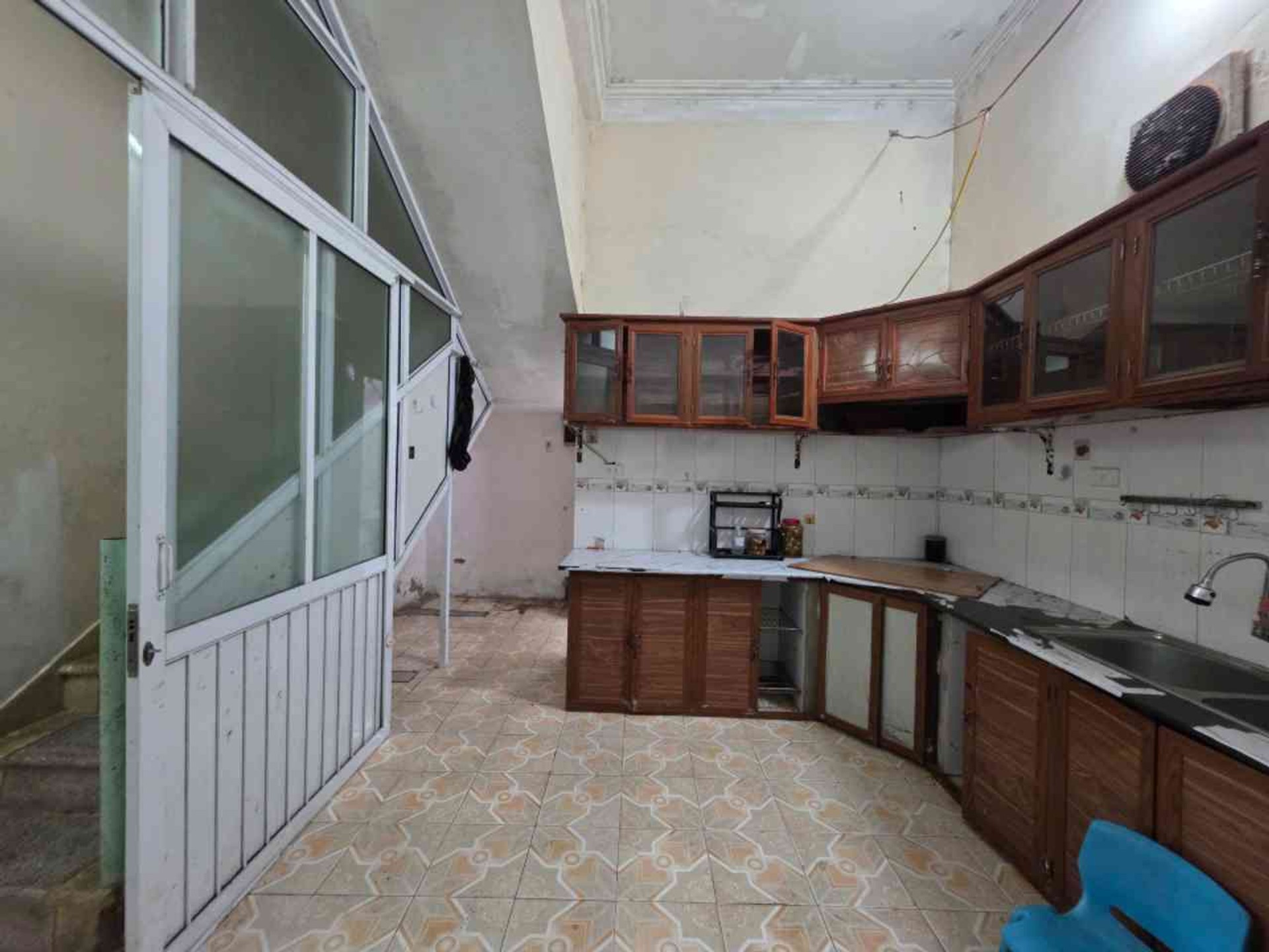 Bán nhà Định Công Hạ - diện tích 100m2 3 tầng - Ô tô đỗ cổng - giá 16,5 tỷ