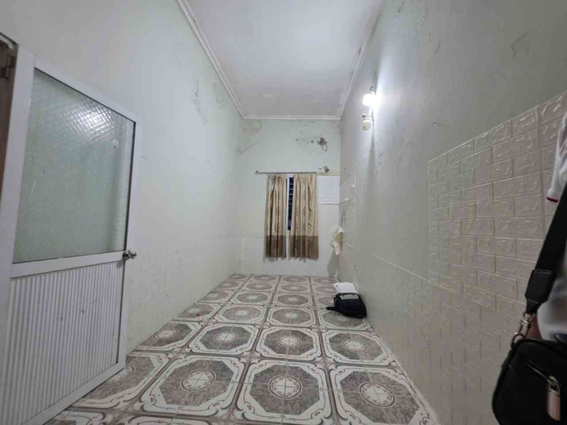 Bán nhà Định Công Hạ - diện tích 100m2 3 tầng - Ô tô đỗ cổng - giá 16,5 tỷ