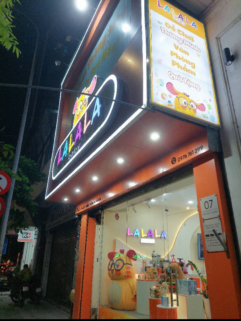 Bán nhà Tôn Đức Thắng - diện tích 142m2 2 tầng - mặt phố sầm uất - giá 70 tỷ