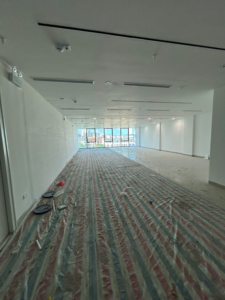 Bán nhà Trịnh Đình Cửu - diện tích 180m2 9 tầng - Lô góc - giá 95 tỷ