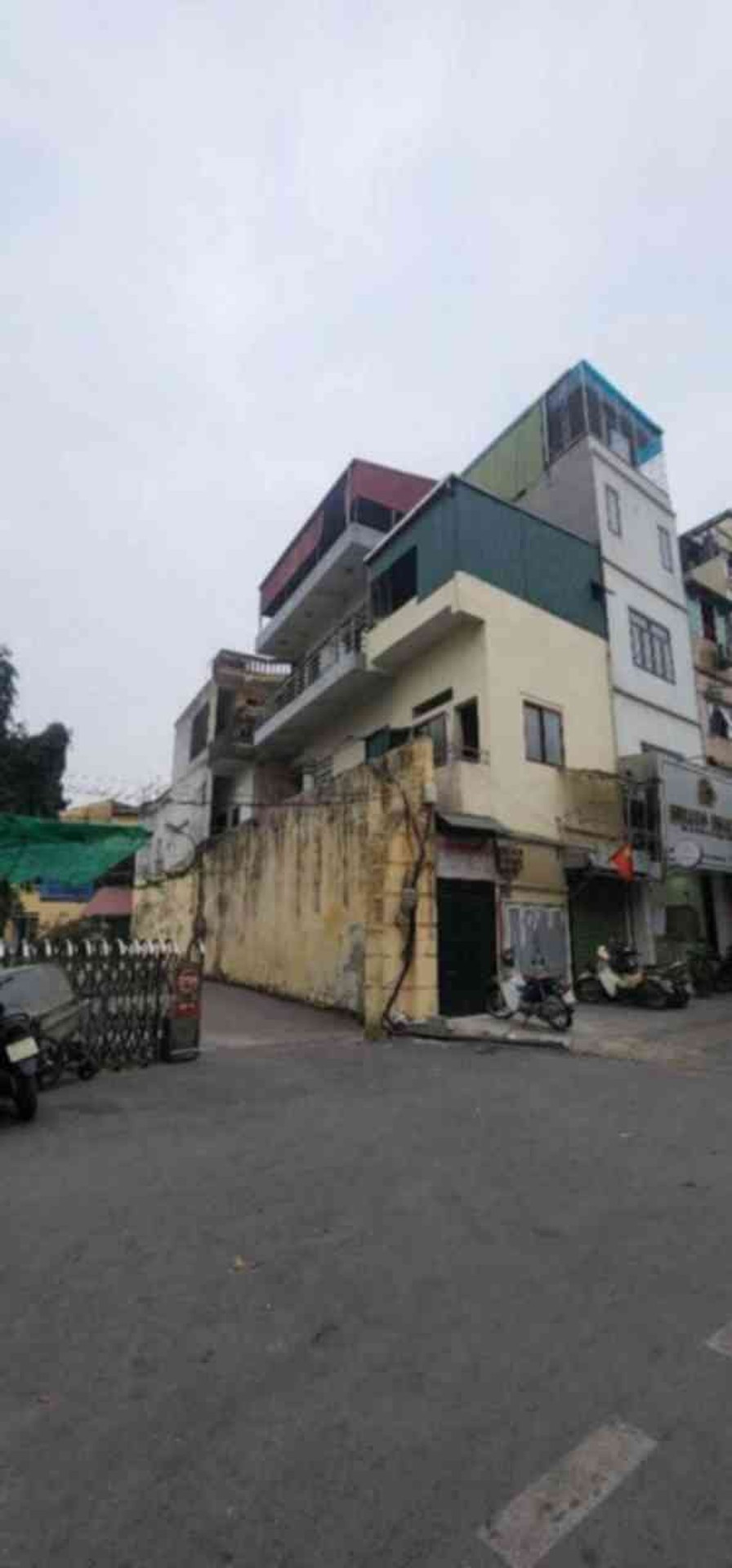 Bán nhà Minh Khai - diện tích 273m2 3 tầng - LÔ GÓC 2 MẶT THOÁNG - giá 150 tỷ