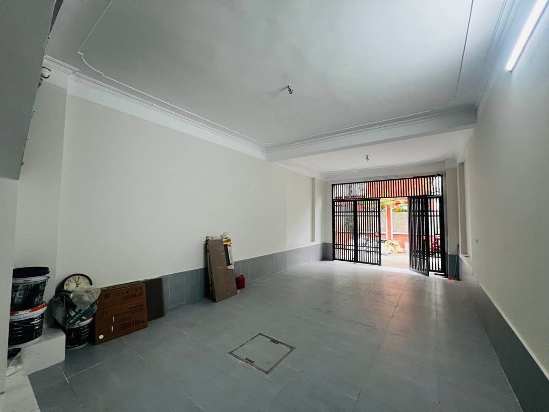 Bán nhà Thanh Đàm - diện tích 100m2 4 tầng - Ô tô đỗ cửa vào nhà - giá 22,5 tỷ