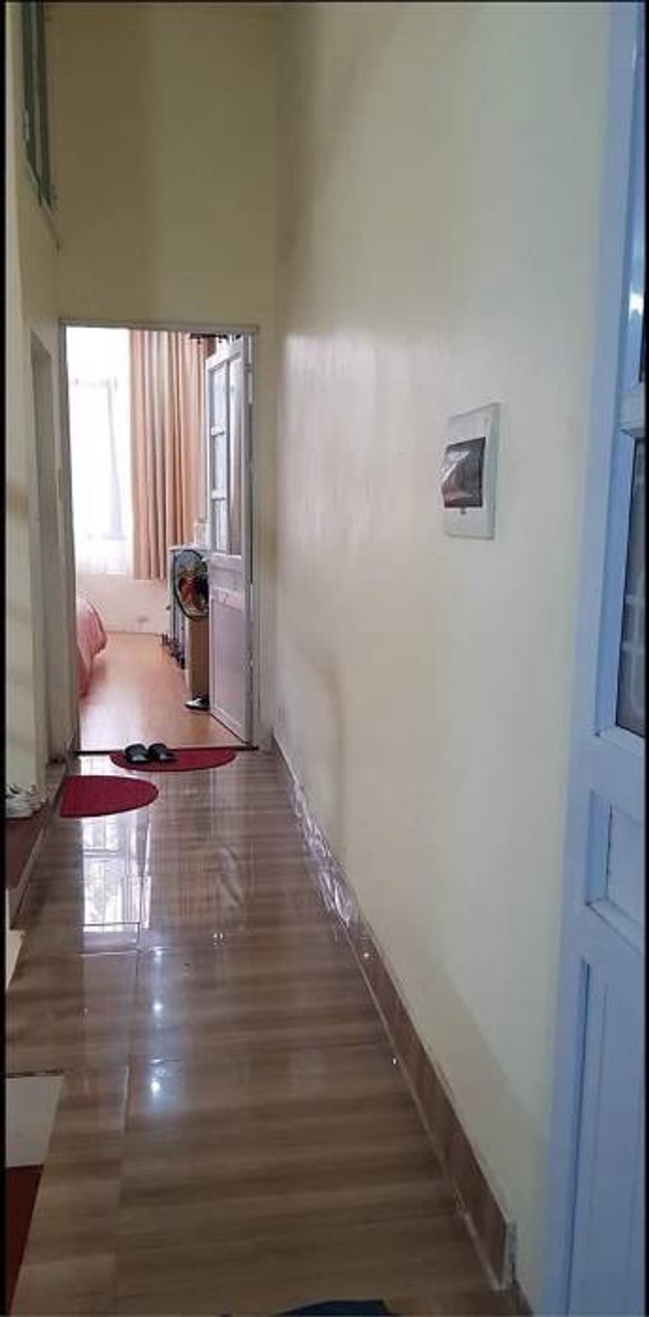Bán nhà Nguyễn Khoái - diện tích 65m2 3 tầng - Ô TÔ TRÁNH - giá 15 tỷ