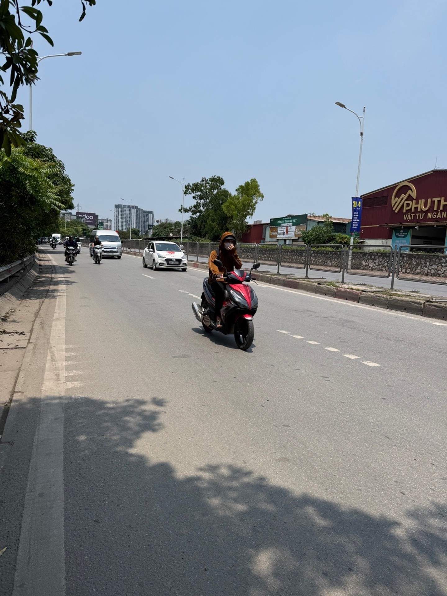 Bán nhà Nguyễn Khoái - diện tích 65m2 3 tầng - Ô TÔ TRÁNH - giá 15 tỷ