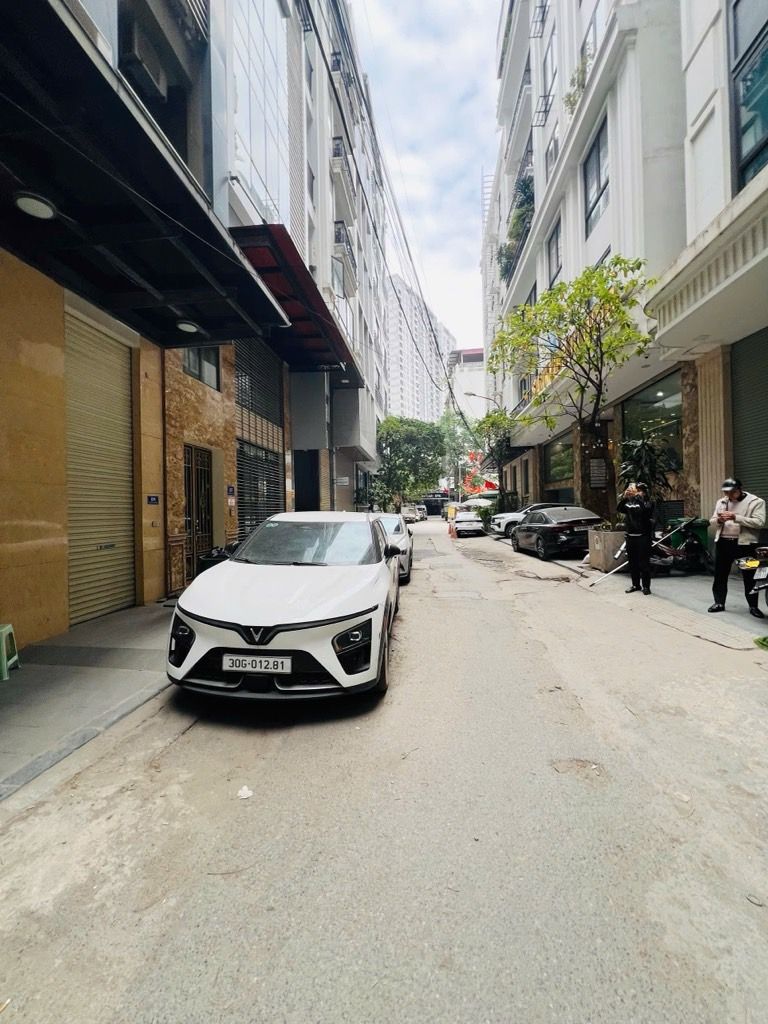 Bán nhà Lê Văn Lương - diện tích 81m2 8 tầng - SIÊU PHẨM 2 Ô TÔ TRÁNH - giá 58,5 tỷ