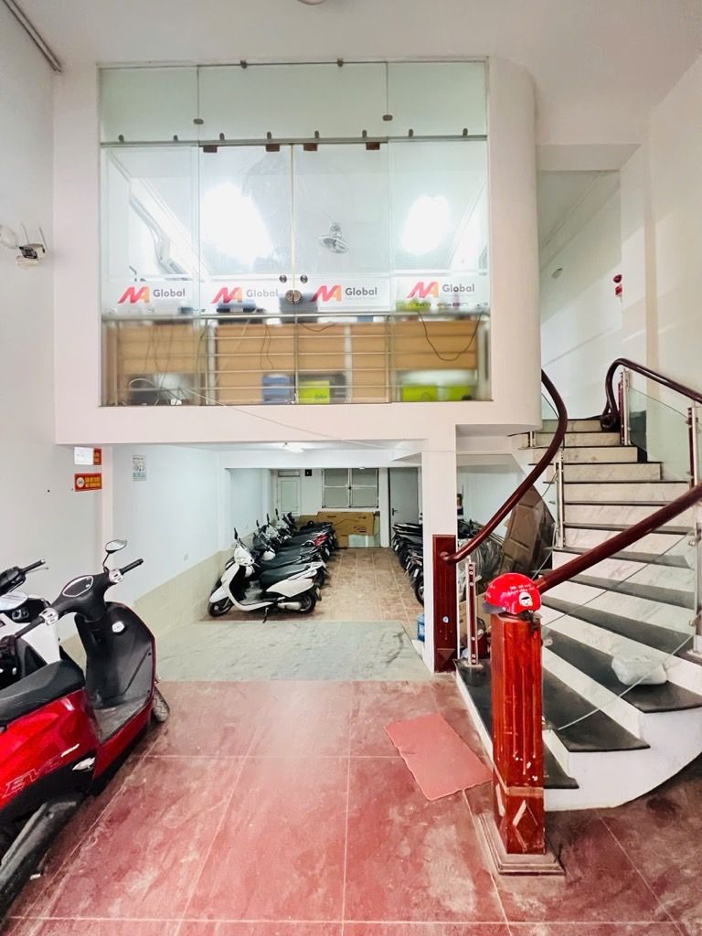 Bán nhà Lê Văn Lương - diện tích 81m2 8 tầng - SIÊU PHẨM 2 Ô TÔ TRÁNH - giá 58,5 tỷ