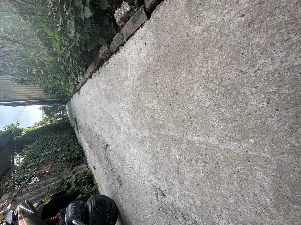 Bán nhà Lĩnh Nam - diện tích 64m2 1 tầng - Lô góc mặt tiền khủng - giá 2,45 tỷ