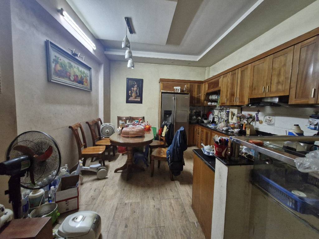 Bán nhà Đền Lừ 1 - diện tích 50m2 6 tầng - Ô chờ thang máy - giá 26,8 tỷ