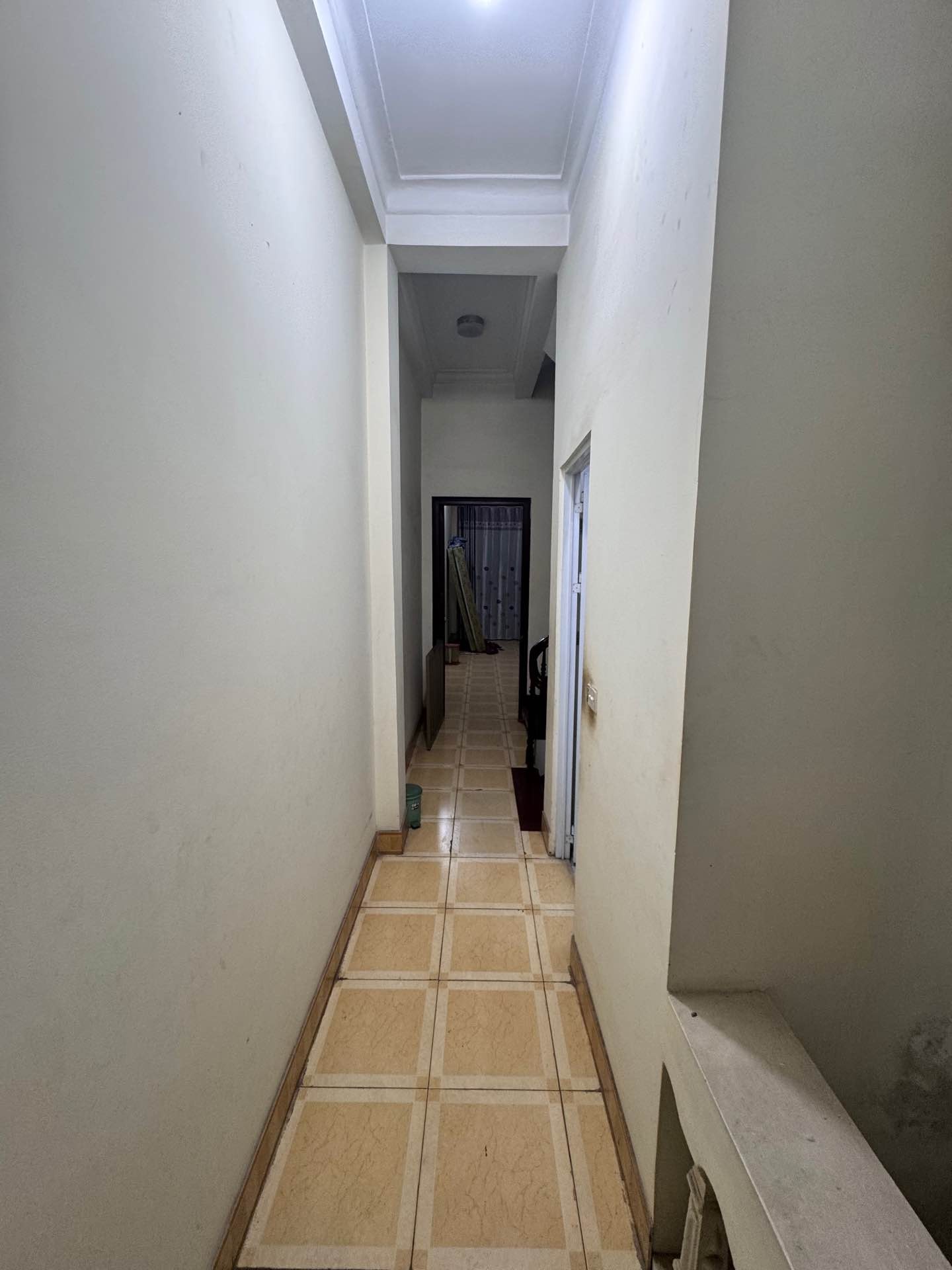 Bán nhà Minh Khai - diện tích 85m2 4 tầng - Ngõ ô tô tránh - giá 28,9 tỷ