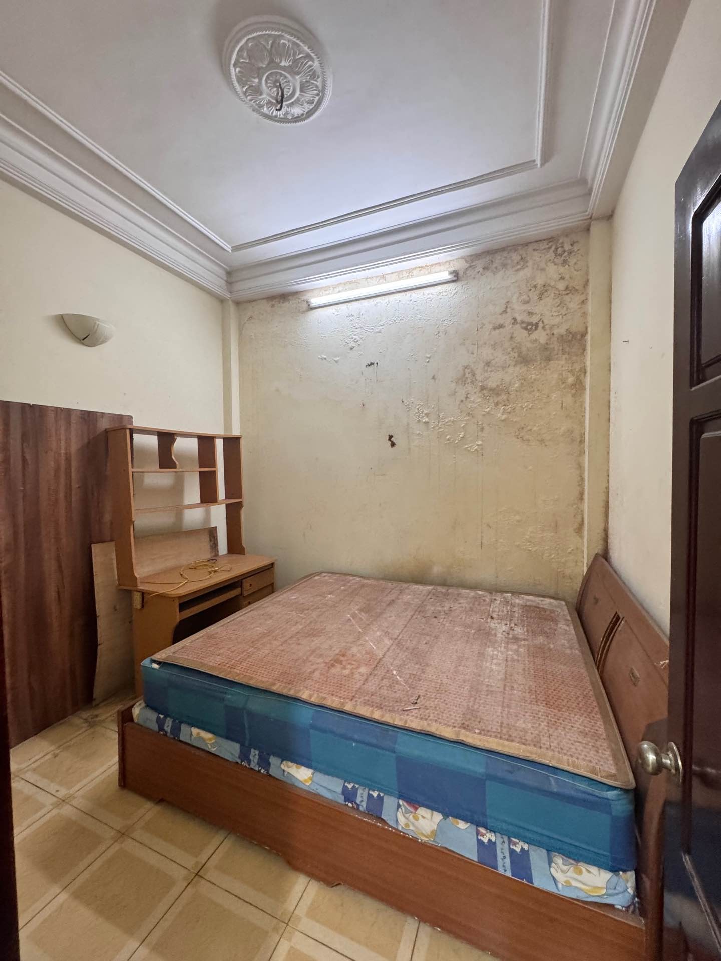 Bán nhà Minh Khai - diện tích 85m2 4 tầng - Ngõ ô tô tránh - giá 28,9 tỷ