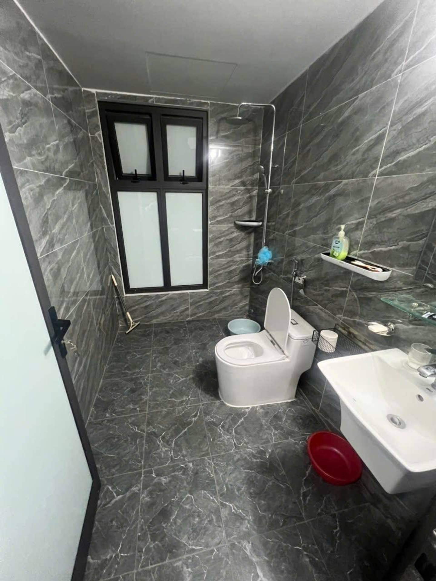 Bán nhà Định Công - diện tích 34m2 5 tầng - Full công năng - giá 10,2 tỷ
