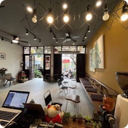 Bán nhà 77 Phố 8-3 - diện tích 106m2 3 tầng - CĂN GÓC MẶT PHỐ CHỢ - giá 32 tỷ