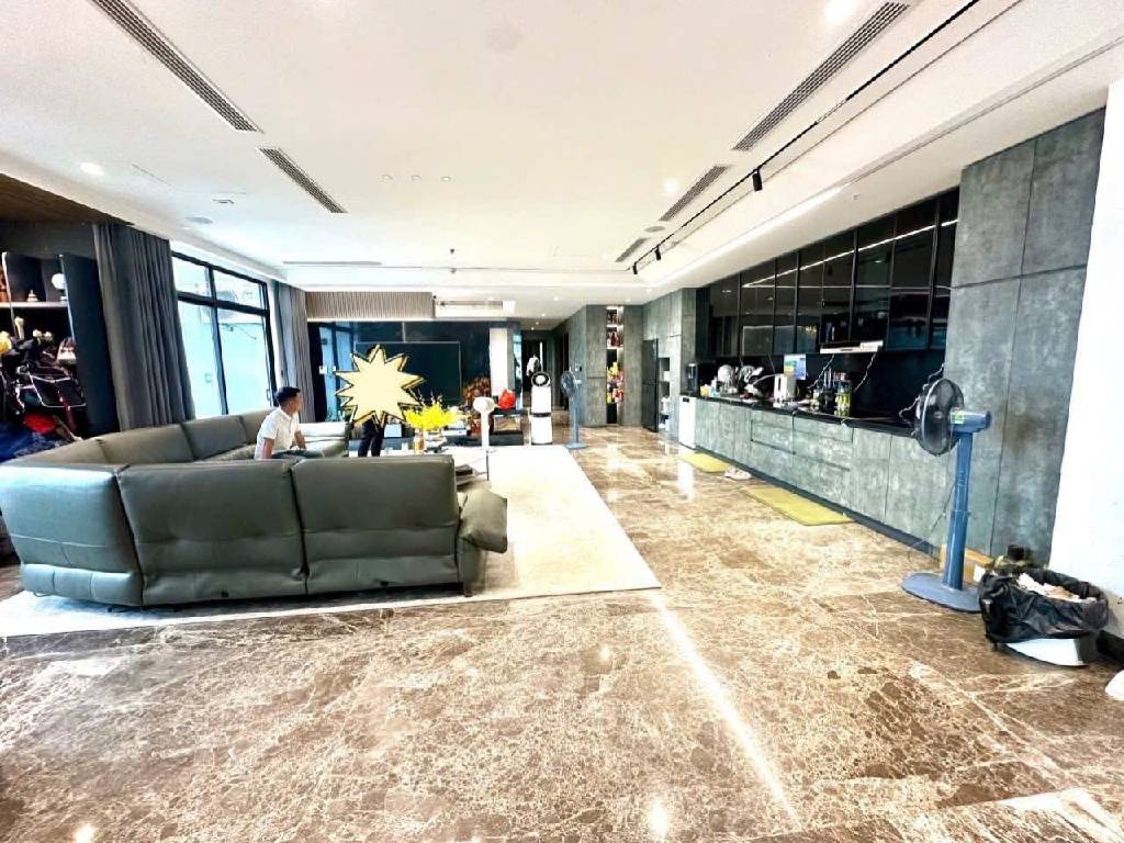 Bán nhà Huỳnh Thúc Kháng - diện tích 300m2 10 tầng - Biệt thự trên cao độc nhất - giá 58 tỷ