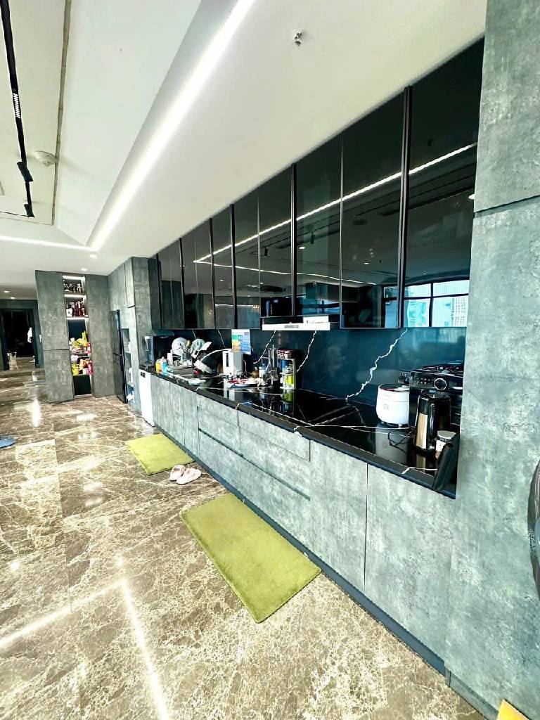 Bán nhà Huỳnh Thúc Kháng - diện tích 300m2 10 tầng - Biệt thự trên cao độc nhất - giá 58 tỷ