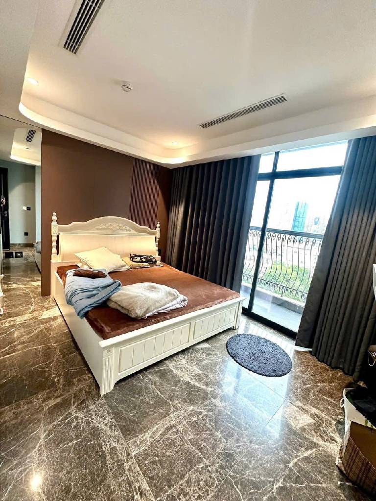 Bán nhà Huỳnh Thúc Kháng - diện tích 300m2 10 tầng - Biệt thự trên cao độc nhất - giá 58 tỷ