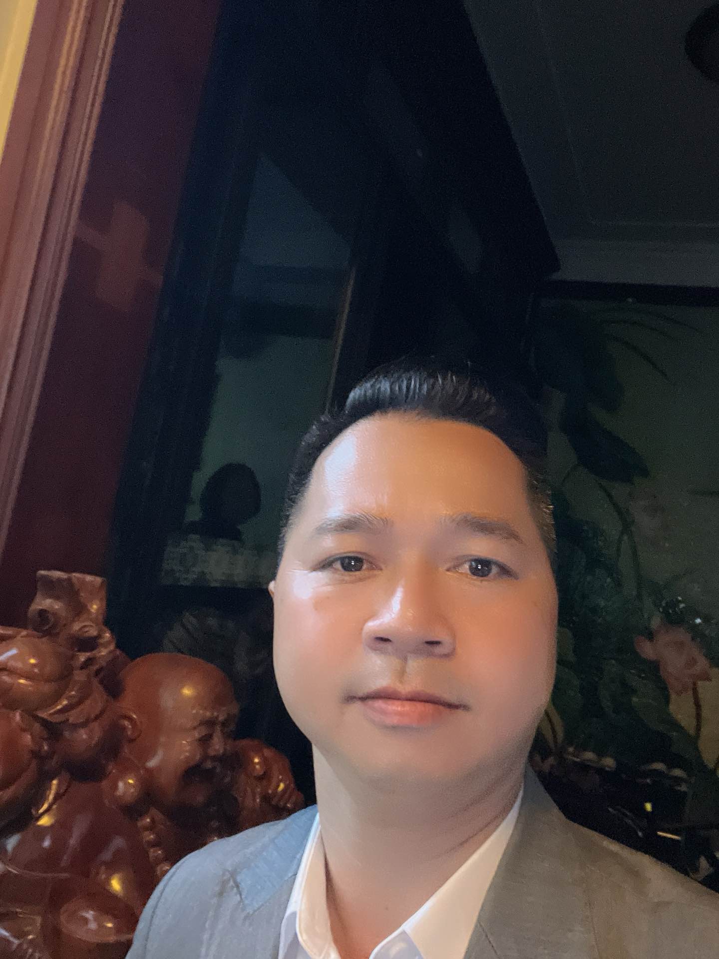 Bán nhà Nguyễn Xiển - diện tích 100.8m2 2 tầng - ô tô tránh - giá 40 tỷ