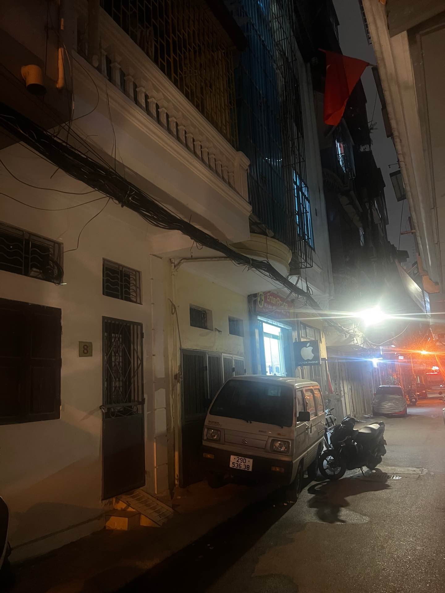 Bán nhà Nguyễn Xiển - diện tích 100.8m2 2 tầng - ô tô tránh - giá 40 tỷ