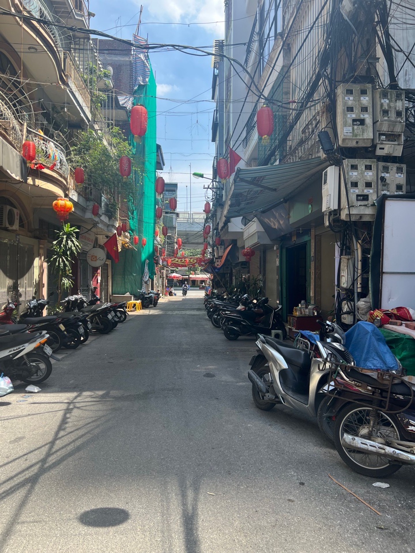 Bán nhà Minh Khai - diện tích 43m2 1 tầng - Ô TÔ TRÁNH - LÔ GÓC - giá 19,6 tỷ
