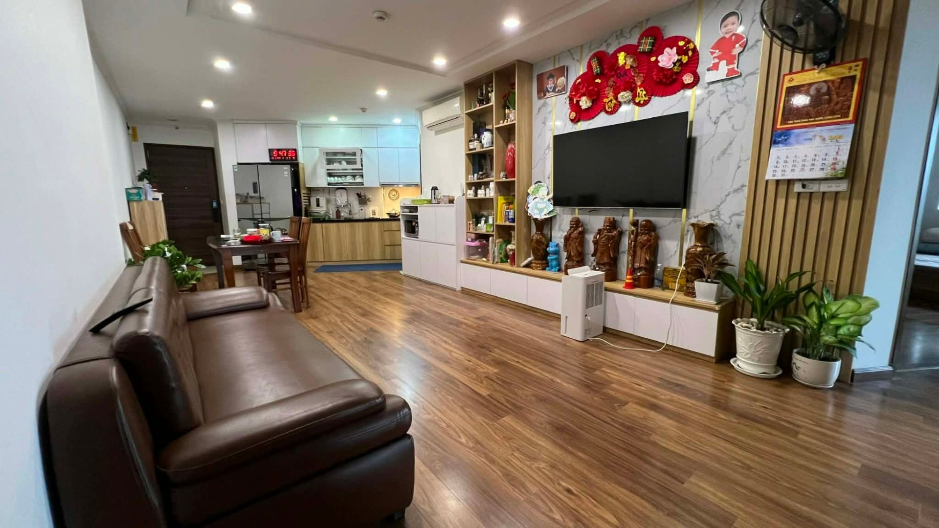 Bán nhà Nghiêm Xuân Yêm - diện tích 81m2 39 tầng - Căn hộ rộng to 3 ngủ - giá 6,6 tỷ