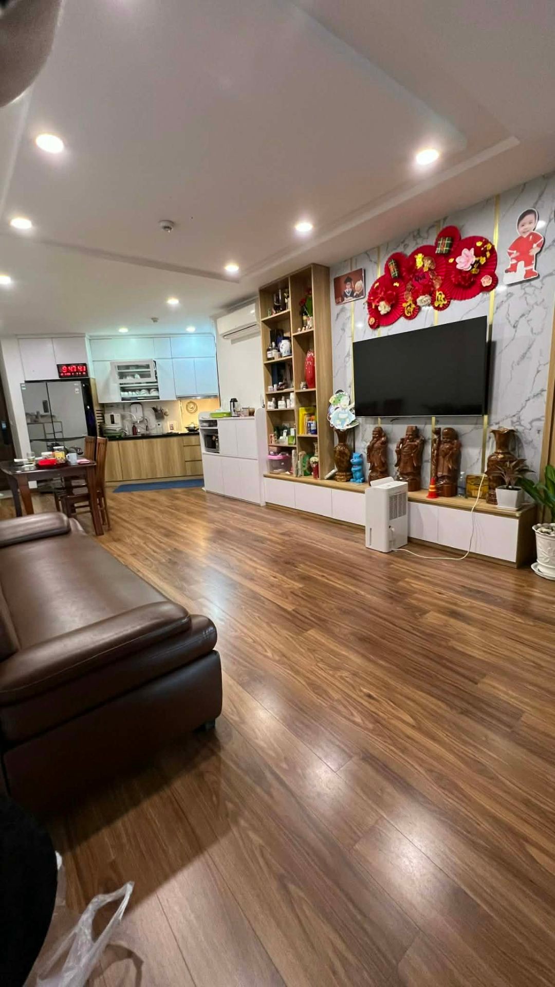Bán nhà Nghiêm Xuân Yêm - diện tích 81m2 39 tầng - Căn hộ rộng to 3 ngủ - giá 6,6 tỷ