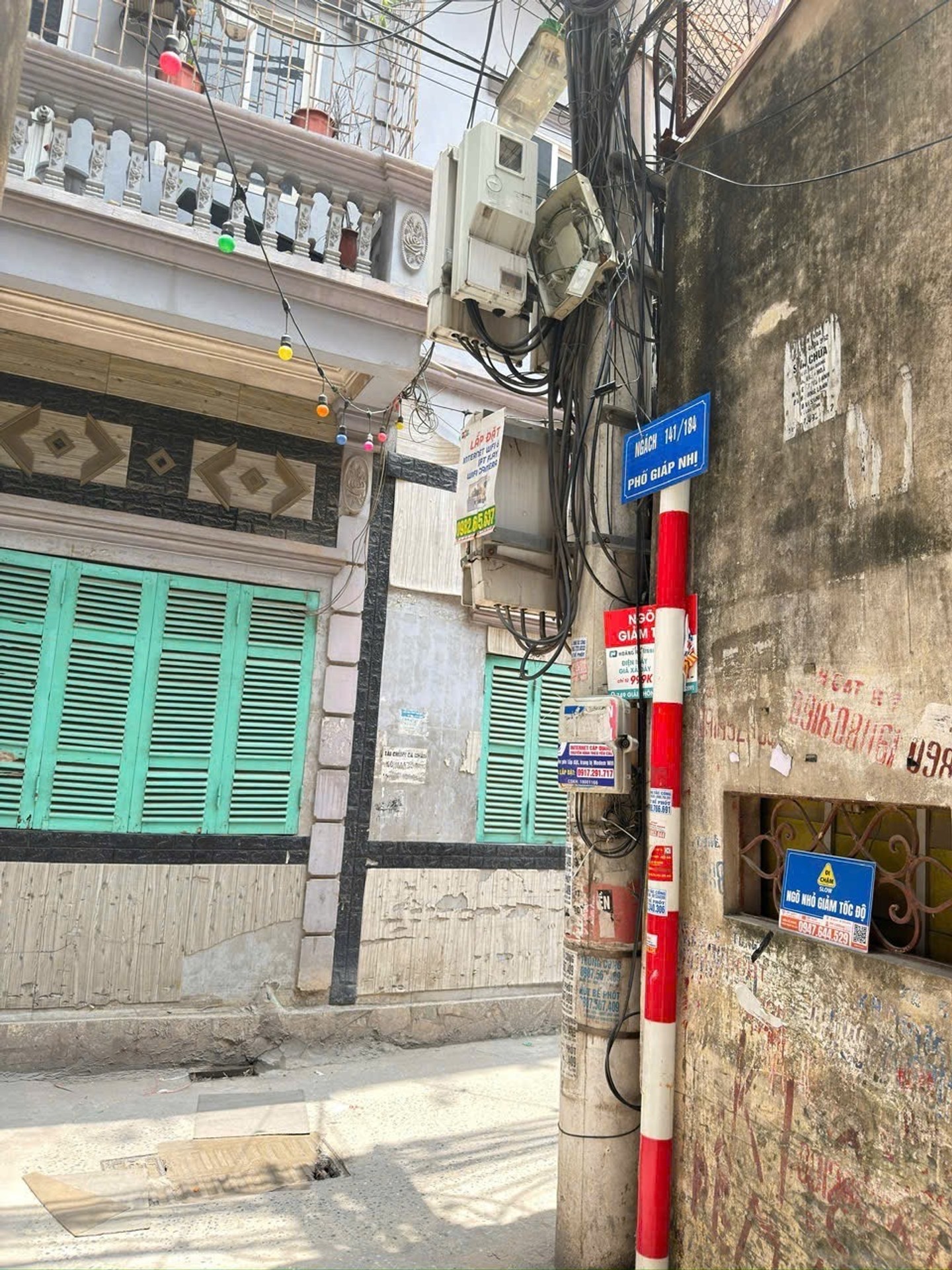 Bán nhà Giáp Nhị - diện tích 39m2 3 tầng - Ngõ nông gần ô tô - giá 8,99 tỷ