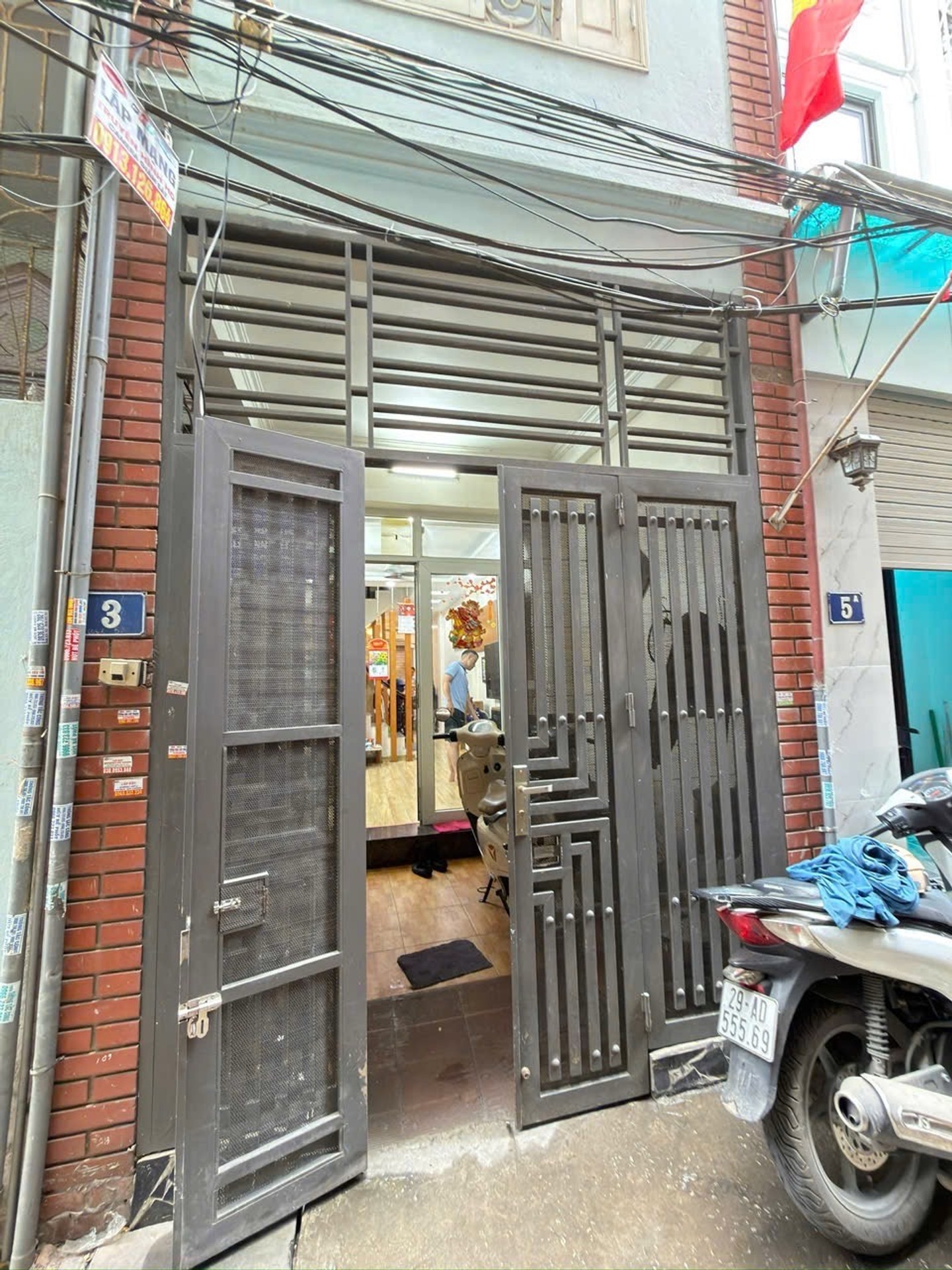 Bán nhà Giáp Nhị - diện tích 39m2 3 tầng - Ngõ nông gần ô tô - giá 8,99 tỷ