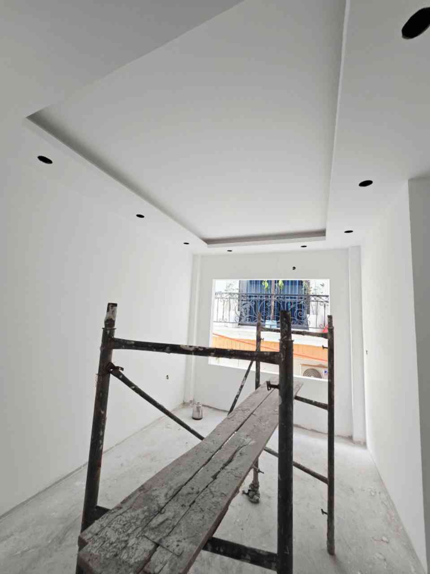 Bán nhà ngõ hòa bình - diện tích 32m2 6 tầng - thang máy - giá 8,9 tỷ