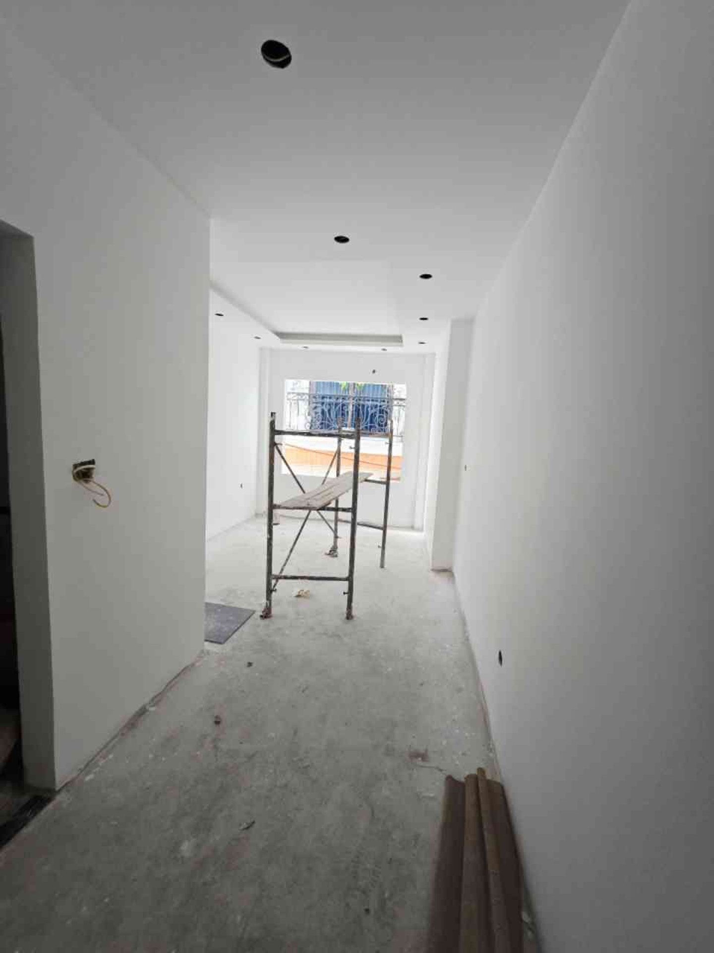 Bán nhà ngõ hòa bình - diện tích 32m2 6 tầng - thang máy - giá 8,9 tỷ