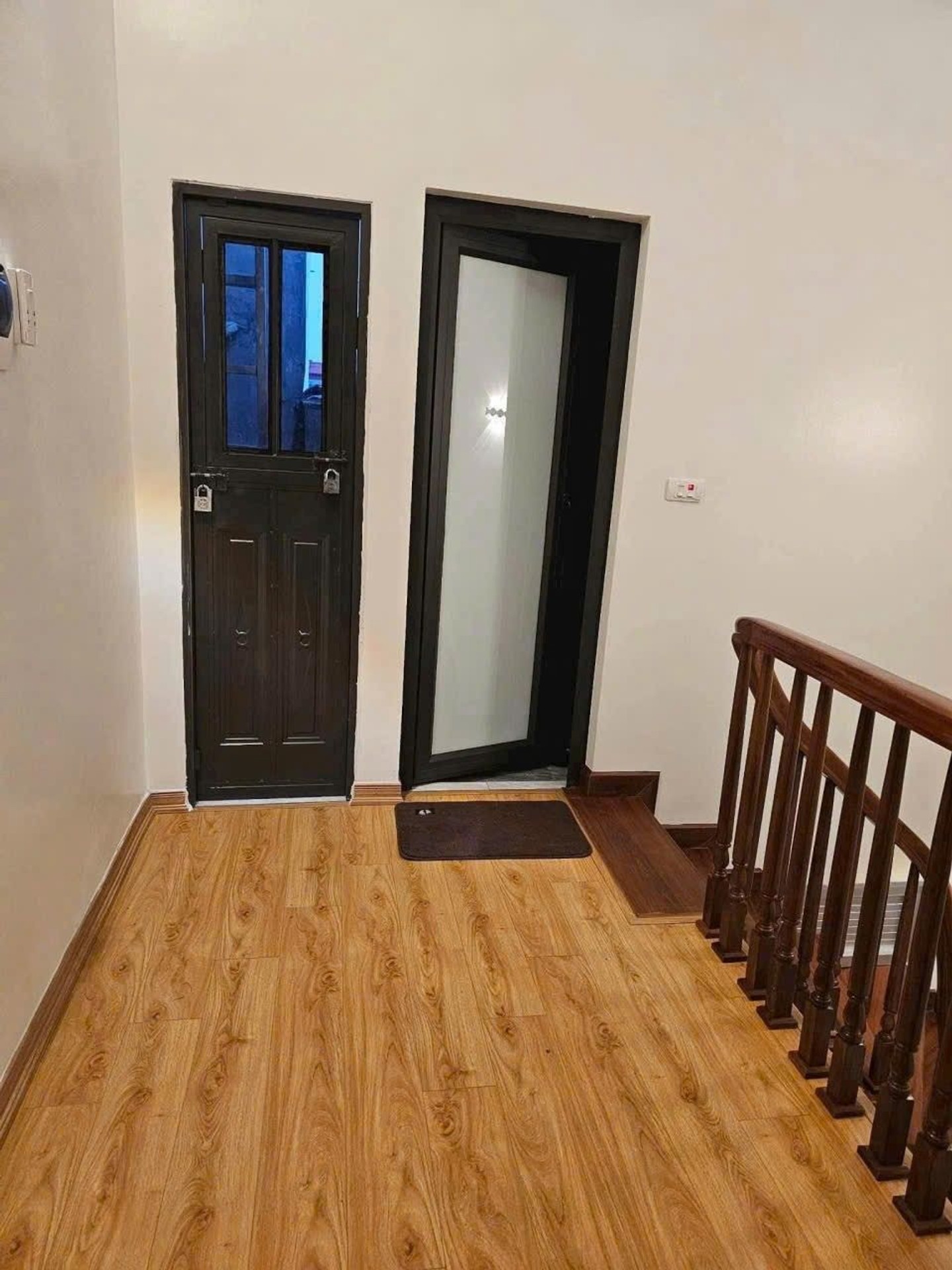 Bán nhà Thanh Lân - diện tích 34m2 5 tầng - Ô tô tránh - giá 7,8 tỷ