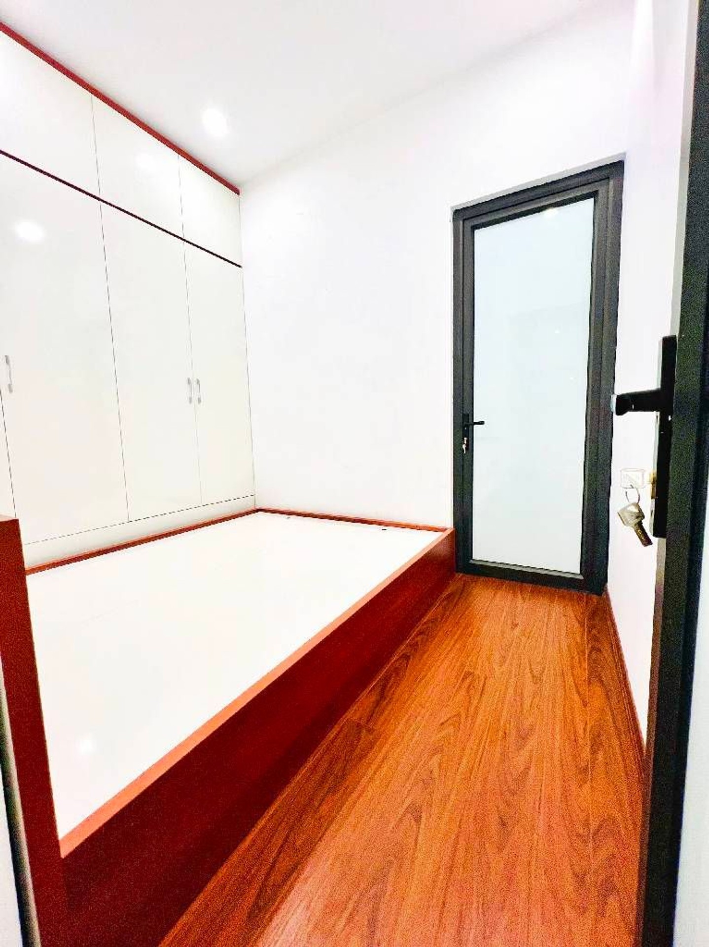 Bán nhà Nguyễn Trãi - diện tích 16.4m2 1 tầng - Ô tô đỗ cầu thang - giá 3,26 tỷ