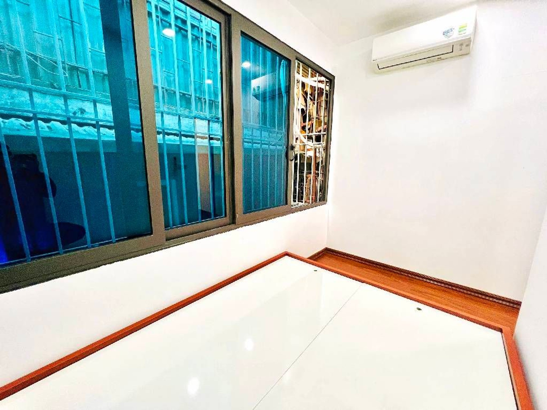 Bán nhà Nguyễn Trãi - diện tích 16.4m2 1 tầng - Ô tô đỗ cầu thang - giá 3,26 tỷ