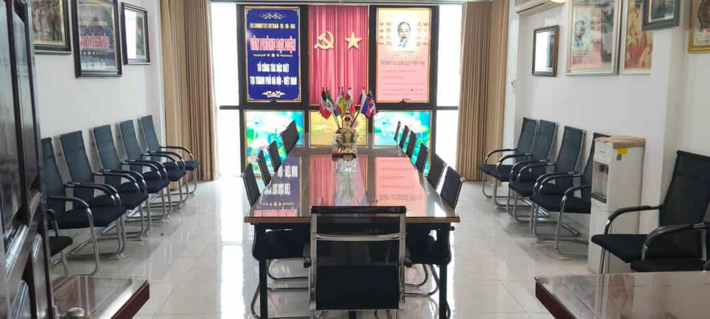 Bán nhà Hoàng Cầu - diện tích 75m2 6 tầng - Thang máy - giá Nhỉnh 48 tỷ