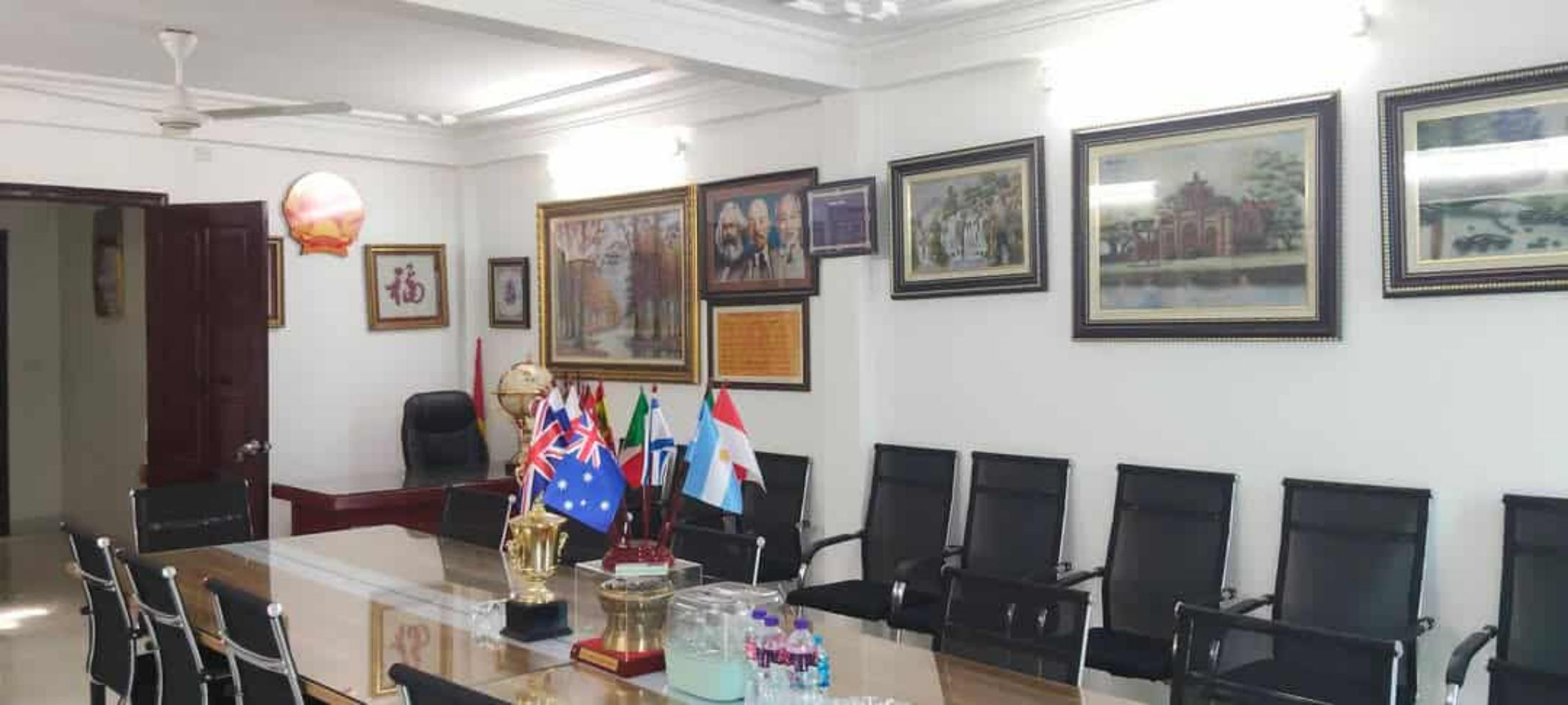 Bán nhà Hoàng Cầu - diện tích 75m2 6 tầng - Thang máy - giá Nhỉnh 48 tỷ