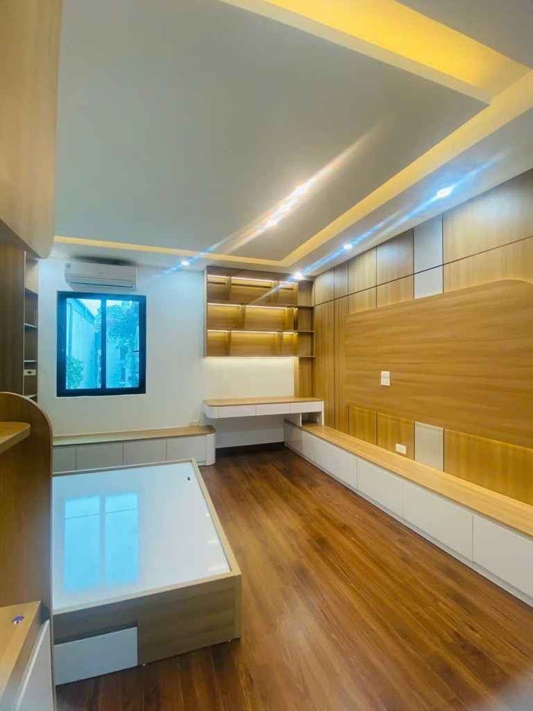 Bán nhà Định Công Thượng - diện tích 80m2 7 tầng - MẶT PHỐ - TOÀ VĂN PHÒNG - giá 27 tỷ