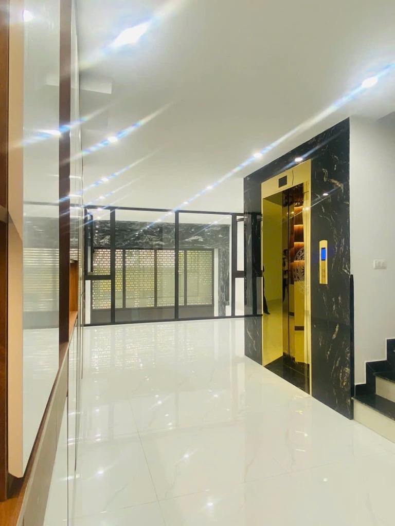 Bán nhà Định Công Thượng - diện tích 80m2 7 tầng - MẶT PHỐ - TOÀ VĂN PHÒNG - giá 27 tỷ