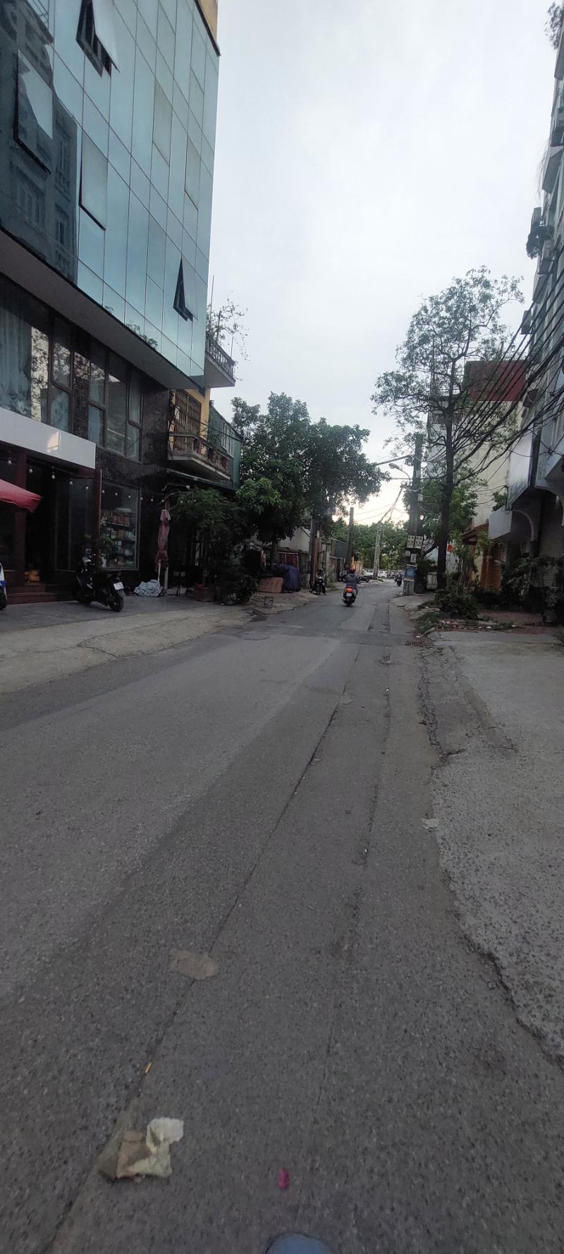 Bán nhà Giải Phóng - diện tích 80m2 5 tầng - Đất - giá 25 tỷ