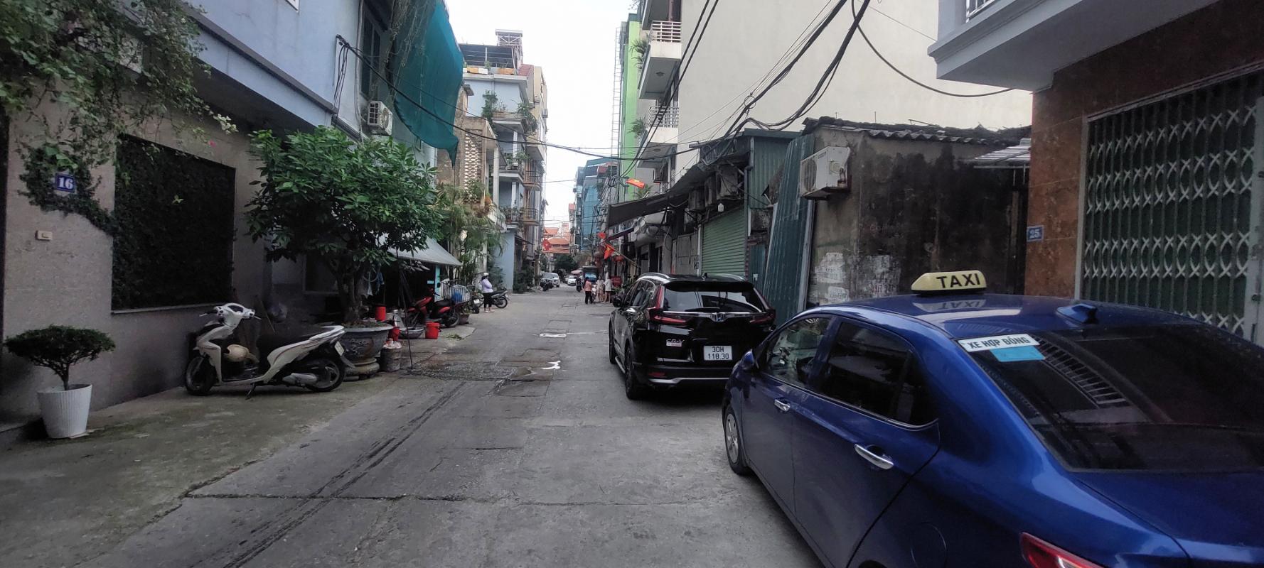 Bán nhà Giải Phóng - diện tích 80m2 5 tầng - Đất - giá 25 tỷ