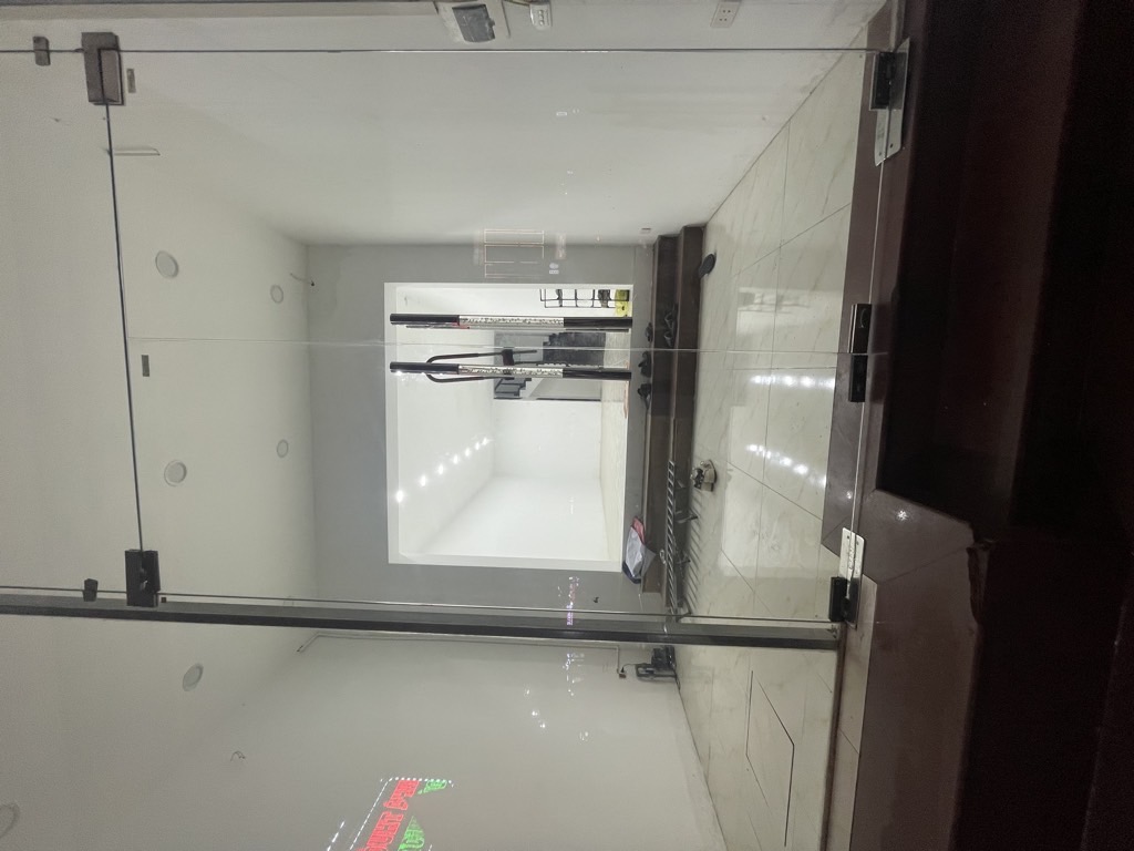 Bán nhà Vũ Tông Phan - diện tích 65m2 3 tầng - Mặt phố kinh doanh sầm uất - giá 36 tỷ