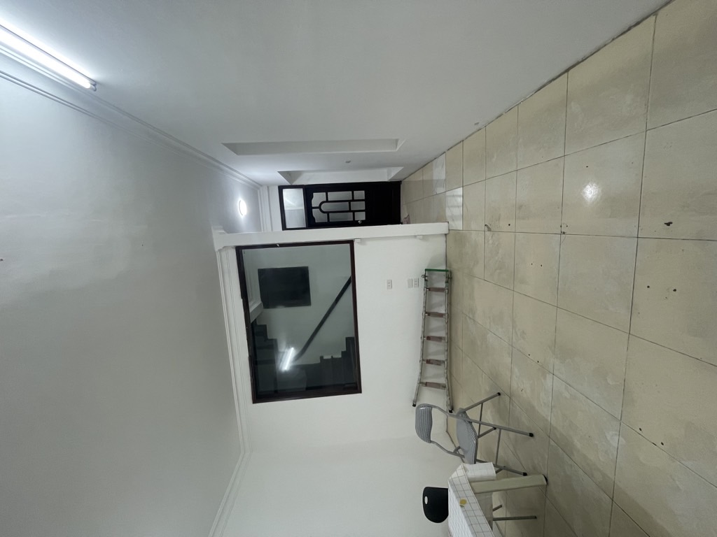 Bán nhà Vũ Tông Phan - diện tích 65m2 3 tầng - Mặt phố kinh doanh sầm uất - giá 36 tỷ