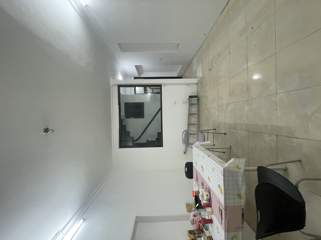 Bán nhà Vũ Tông Phan - diện tích 65m2 3 tầng - Mặt phố kinh doanh sầm uất - giá 36 tỷ